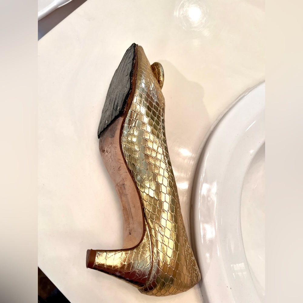Kate Spade New York
simon snake-print kitten-heel pump - Picture 5 of 5